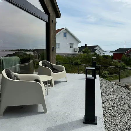 New Scandinavian With Sea Views On Hisoy * Kolbjornsvik
